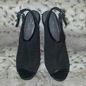 Women's Peep-toe Booties (Black)